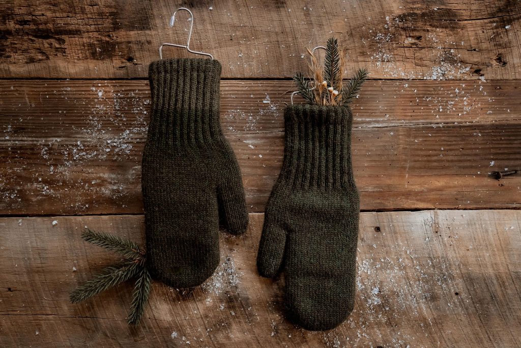 Alpaca Boucle Lined Mittens Feighner